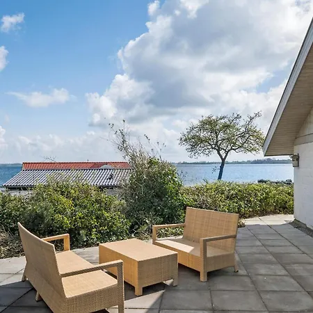 Holiday home Amazing In With House Sea View