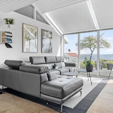 Amazing In With House Sea View